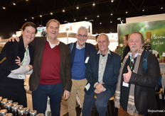 Een onderonsje in de Odin stand: Roosmarijn Saat (Gimsel), Willem van Wijk, Bavo van den Idsert, Theo Boon en Poppe Braam (DID-IT).
